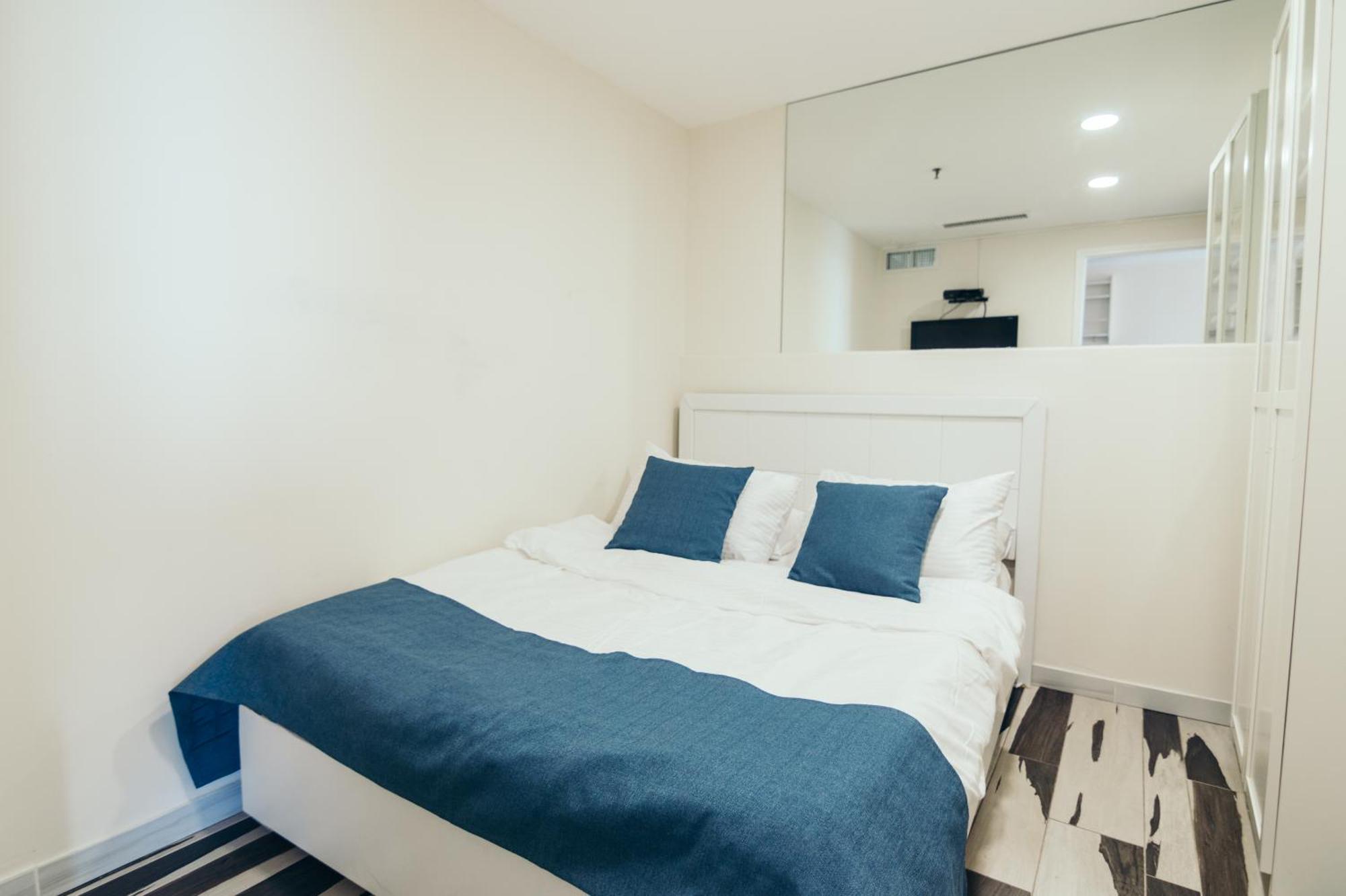 Almog Beach Apt Hotel מלון דירות אלמוג ביץ' Haifa Exterior foto